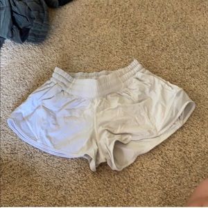 Lululemon hotty hot 2.5